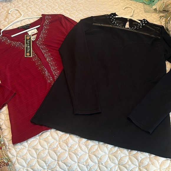 Holiday Sparkle Tops Bundle of 2 Hayden Park (M) and Suzie in the City (MP +NWT) - Picture 1 of 16
